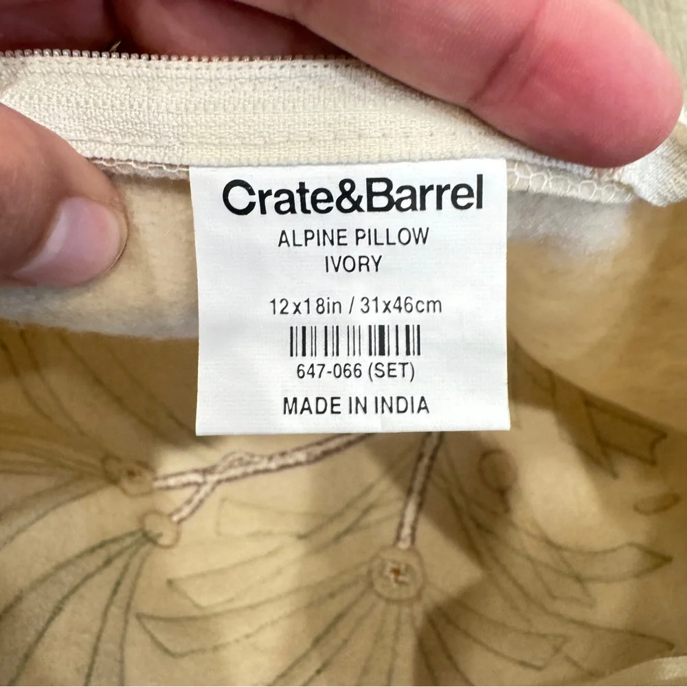 Crate&Barrel Alpine Wool Blend Accent Pillow Cover 12x18 Green Red Ivory Winter